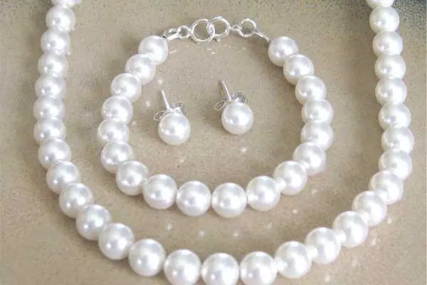 Wedding Jewelry and Accessories