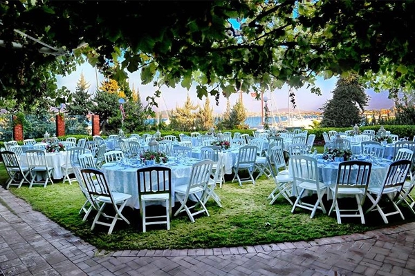 Wedding on a budget in Turkey