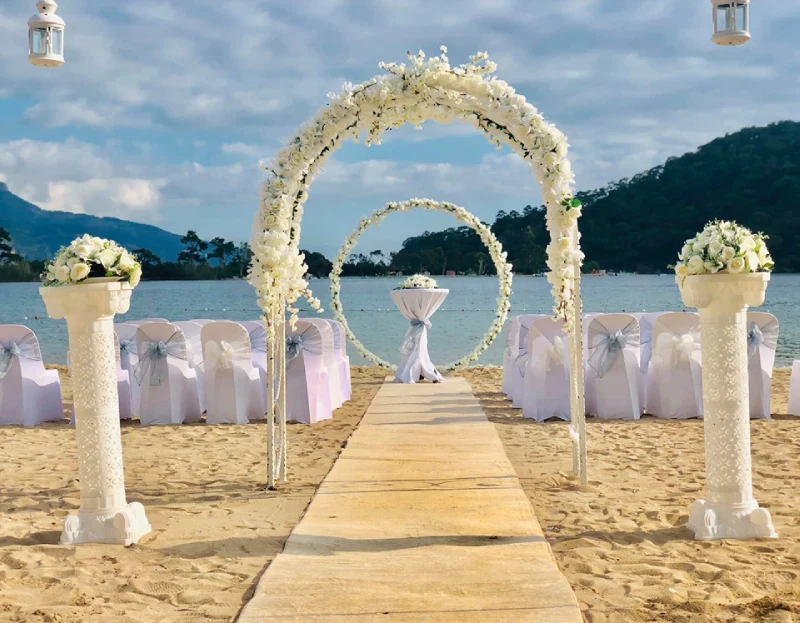 Why choose Kemer for your beach wedding