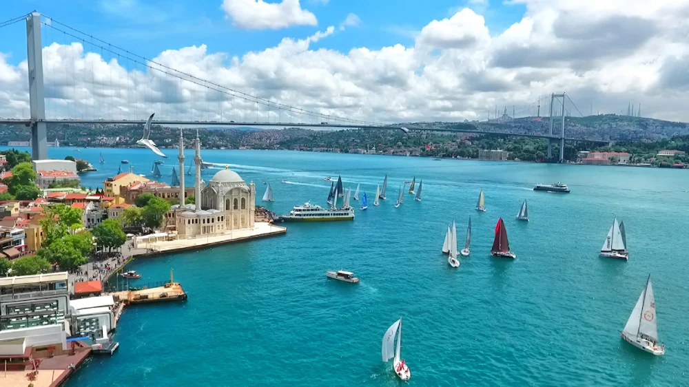 Wedding photograph representing Ramarossi destination weddings in Istanbul.