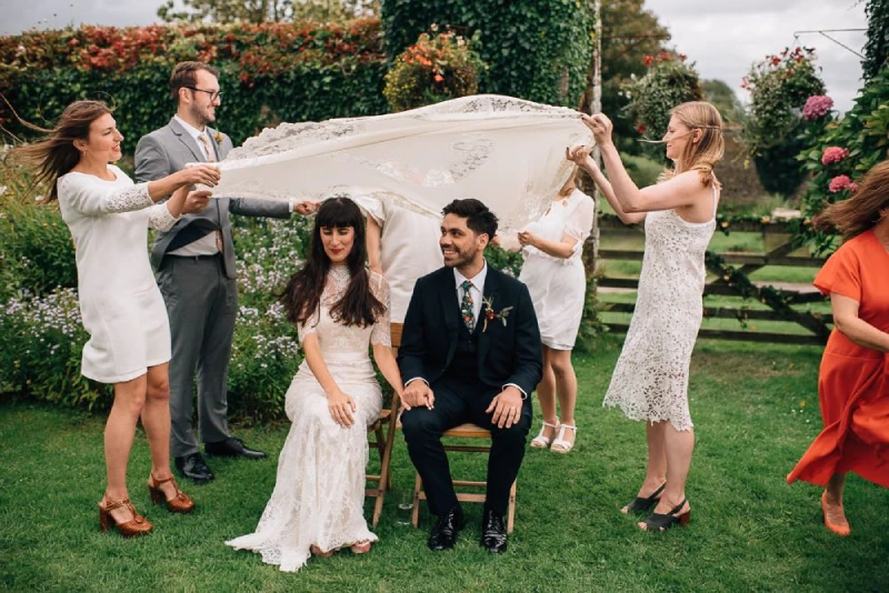 Contemporary Adaptations of Zoroastrian Rituals in Weddings