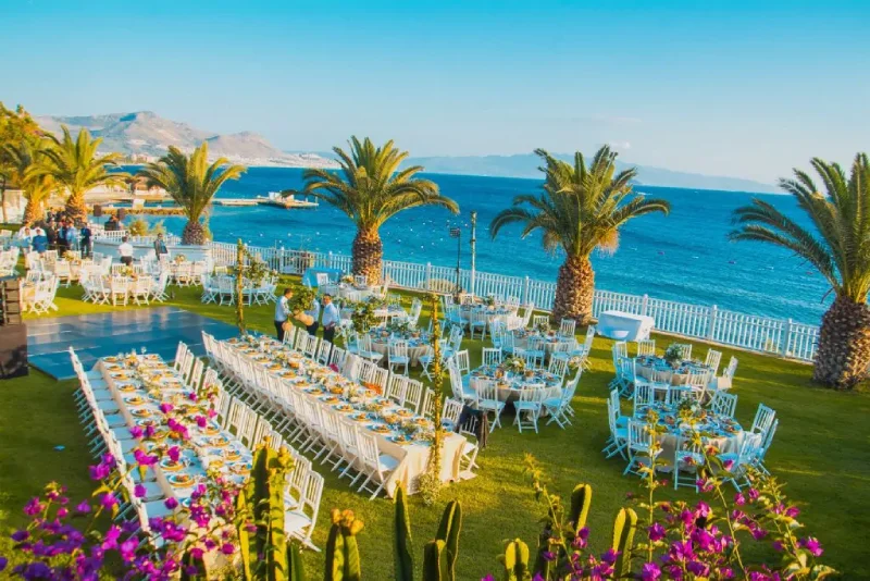 Stunning Beachfront Resorts on the Turkish Riviera for British Couples