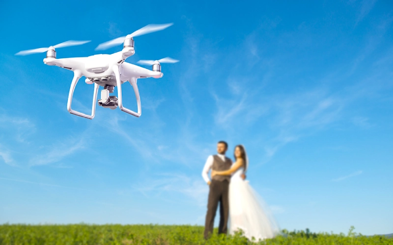 guide-using-technology-wedding