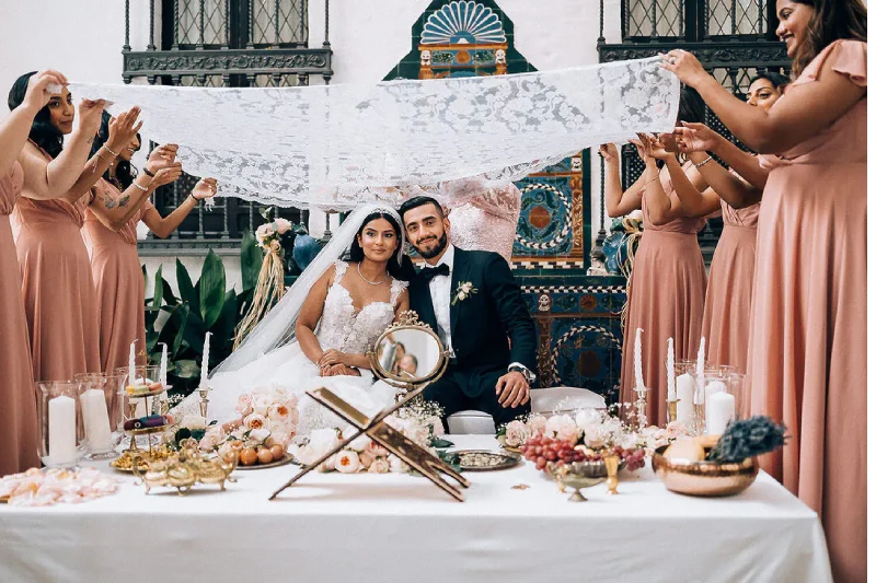 A Guide to Persian-Jewish Wedding Traditions and What They Symbolize