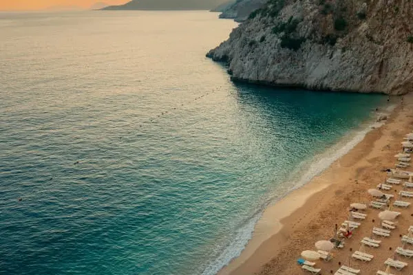 Cancun vs Antalya wedding comparison