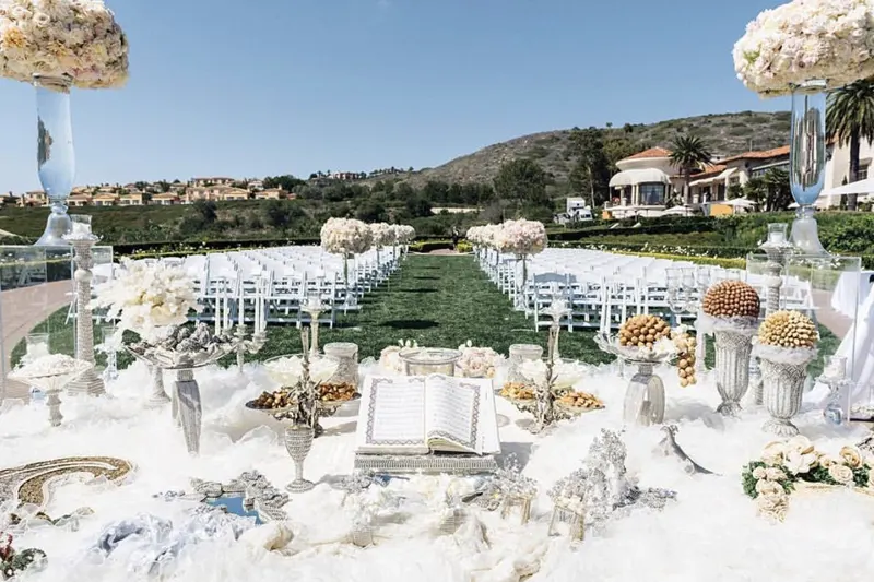 Persian Wedding Ceremony Structure: Aghd and Aroosi Coordination
