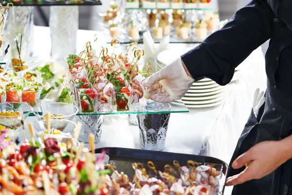 What's Included in Ramarossi's Wedding Packages?