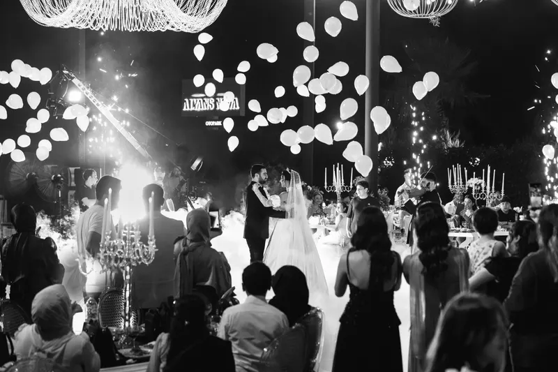 Visual representation of a wedding setup in Antalya, highlighting the importance of understanding venue contract details.