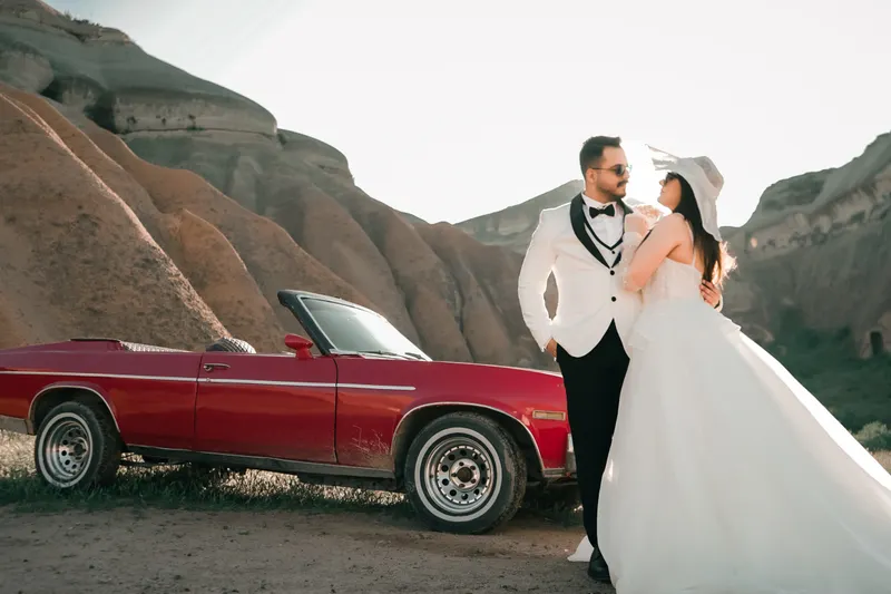 An intimate ceremony setup for a cave hotel wedding in Cappadocia, featuring elegant decor and breathtaking views.