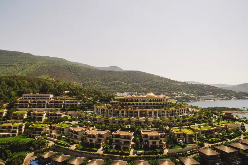 Guests enjoying a welcome event during a multi-day wedding in Bodrum, featuring exquisite dining and vibrant atmosphere.