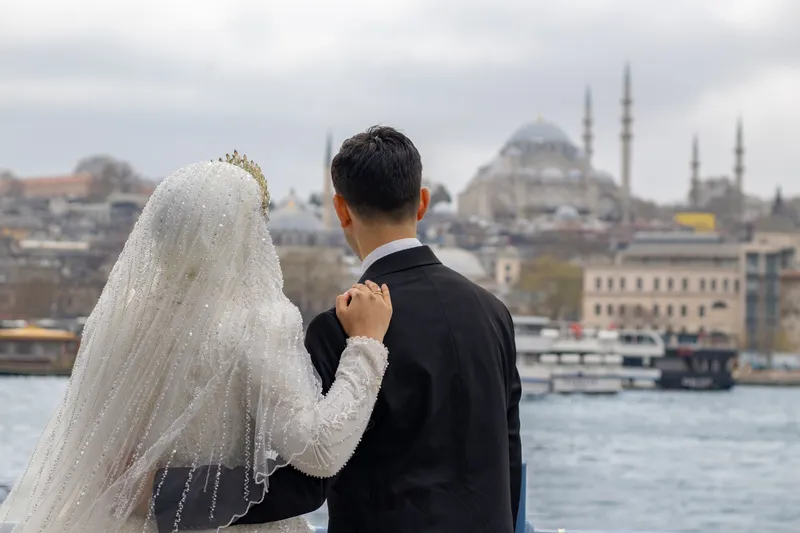 Elegant setup for a multi-day wedding in Istanbul, highlighting the importance of strategic planning for events.