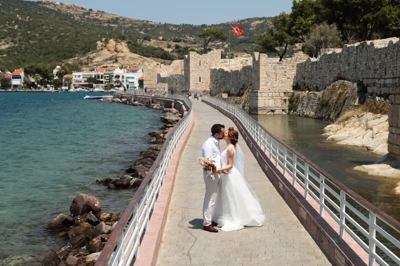 Detailed comparison of logistics and guest movement for a Yalıkavak vs Türkbükü vs Gümüşlük wedding in Bodrum.